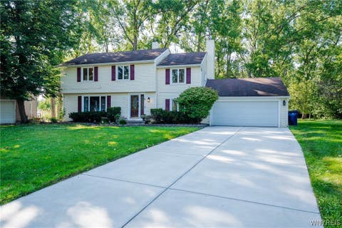 Photo for 47 Doral Court