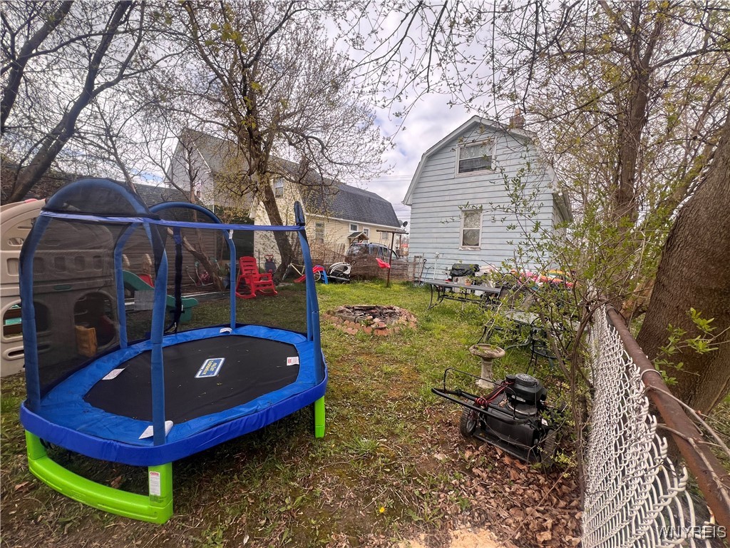 417 Hyde Park Boulevard, Niagara Falls, New York image 25
