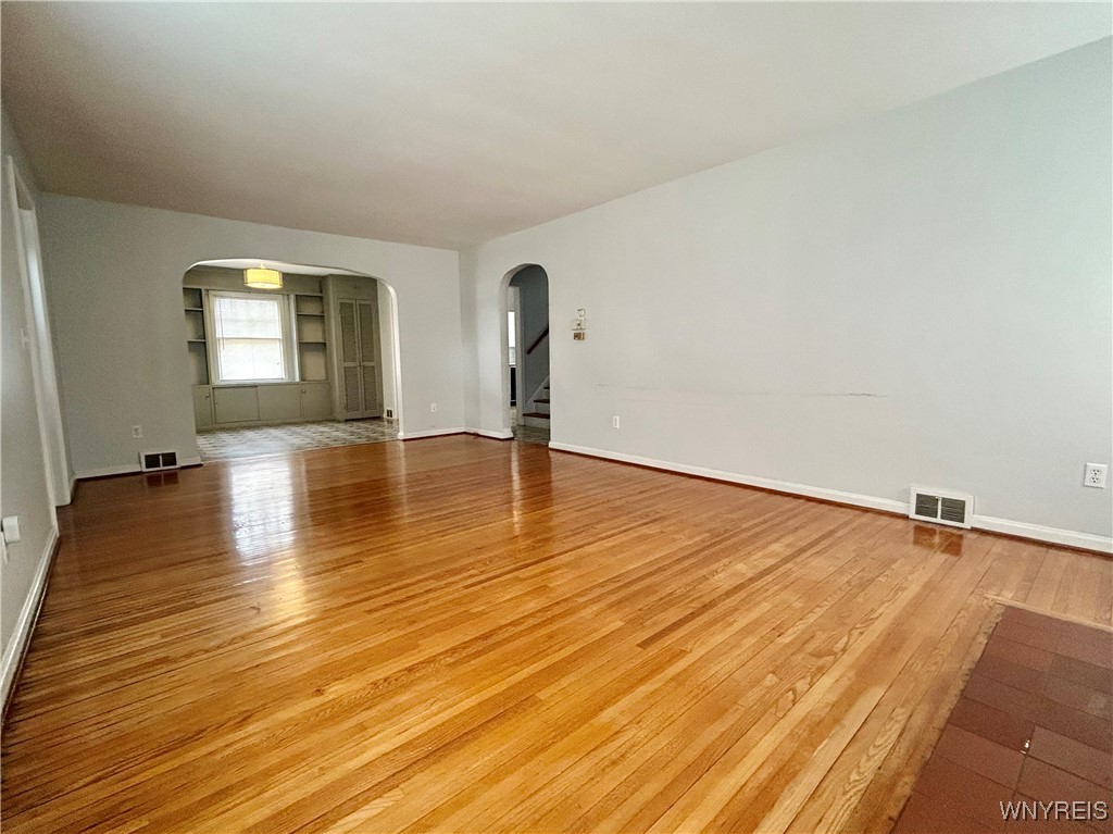 1665 Colvin Boulevard, Tonawanda, New York image 4