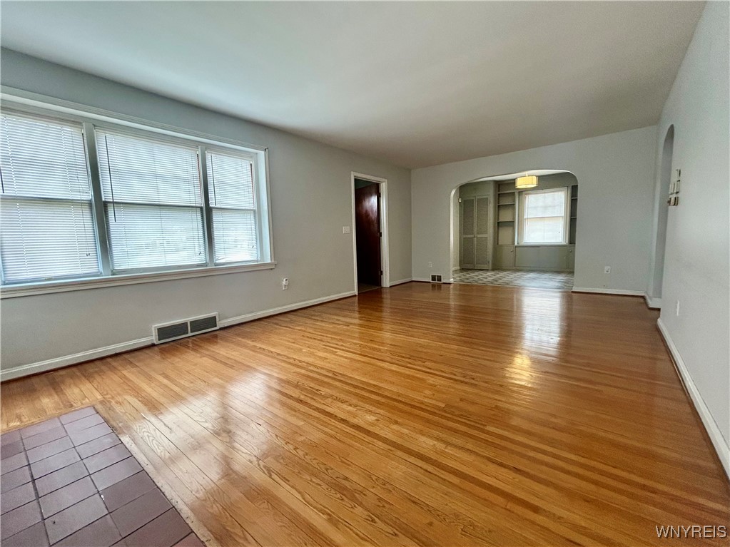 1665 Colvin Boulevard, Tonawanda, New York image 5