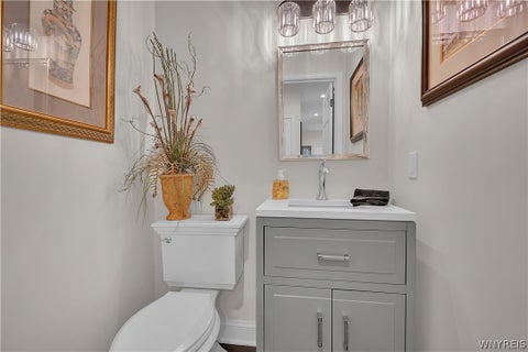 Tiny photo for 163 Roxbury Park, Amherst, NY 14051 (MLS # B1714195)
