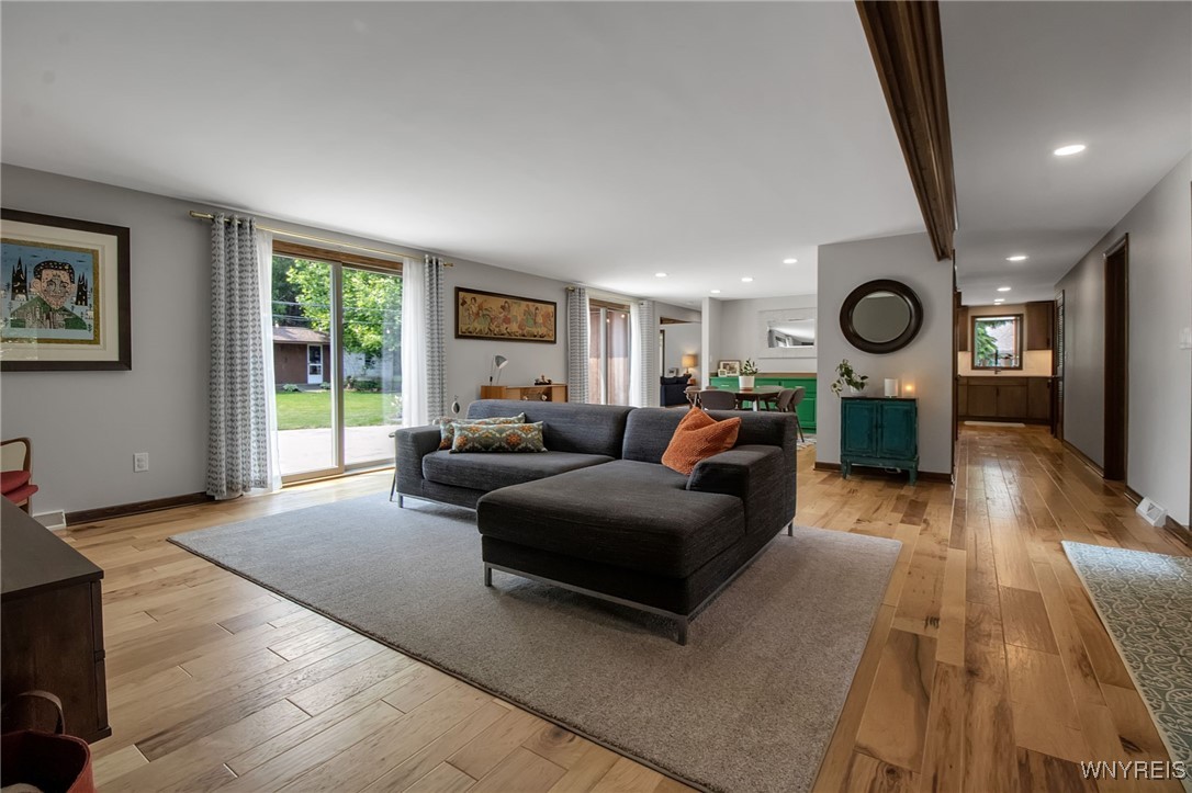 4825 Crestwood Drive, Hamburg, New York image 10