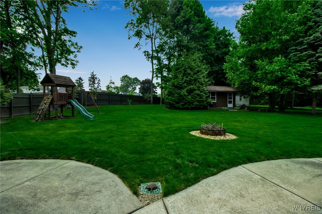 4825 Crestwood Drive, Hamburg, New York image 26