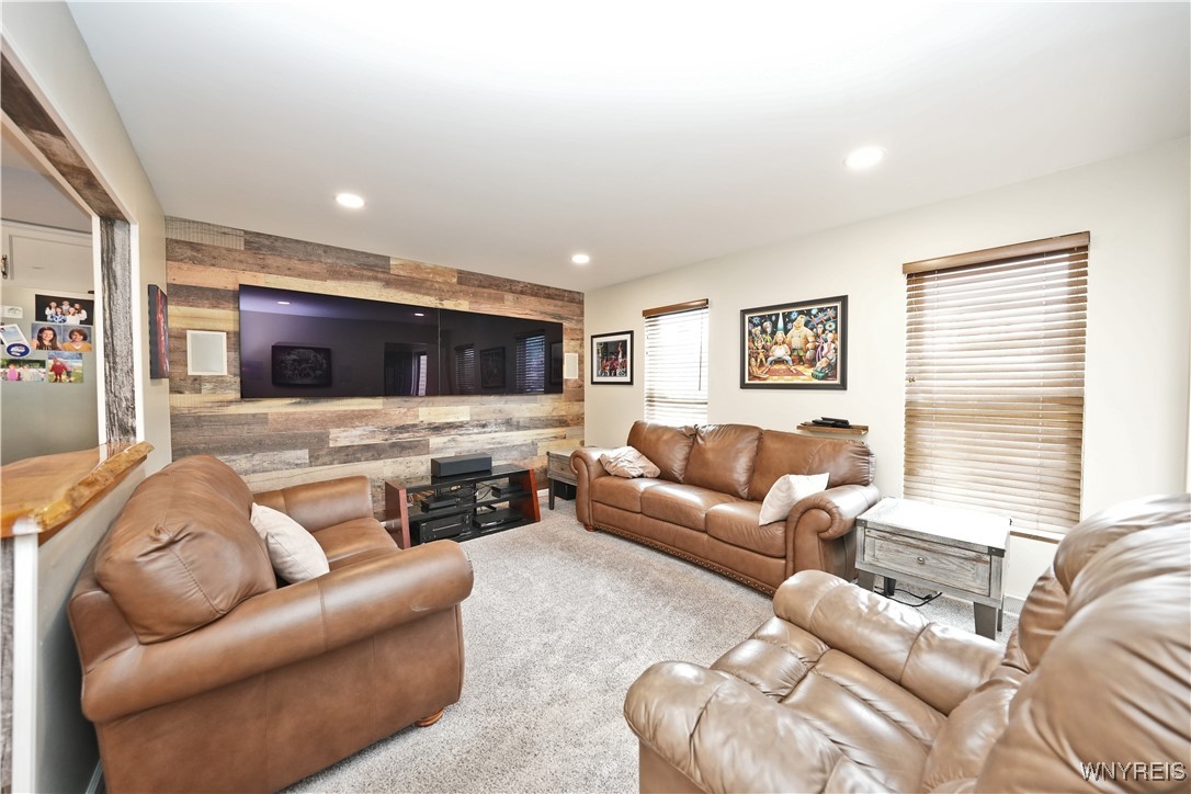 4302 Manor Lane, Hamburg, New York image 3