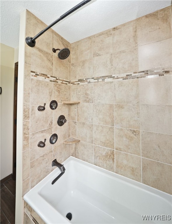 4302 Manor Lane, Hamburg, New York image 18