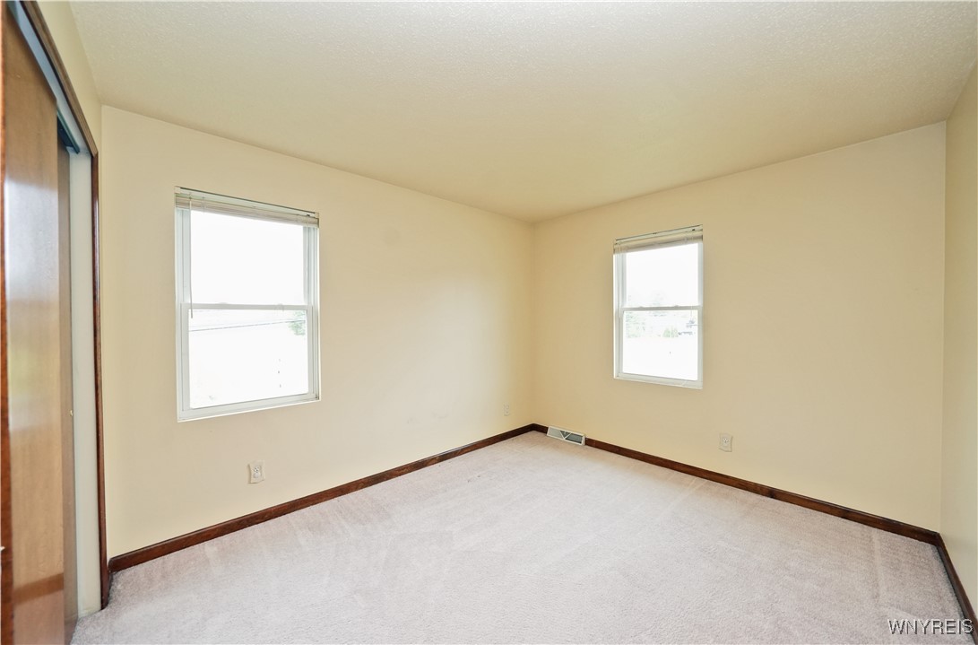 4302 Manor Lane, Hamburg, New York image 13