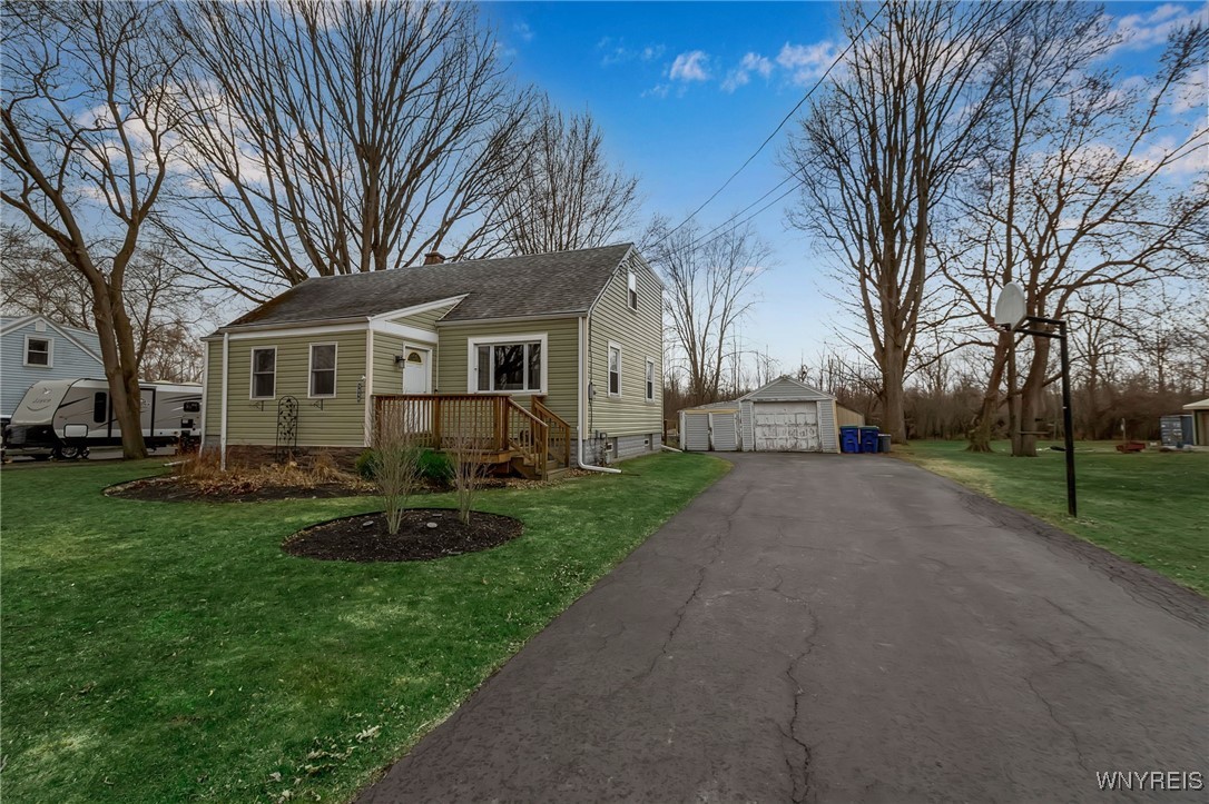 5898 Garlow Road, Lewiston, New York image 1
