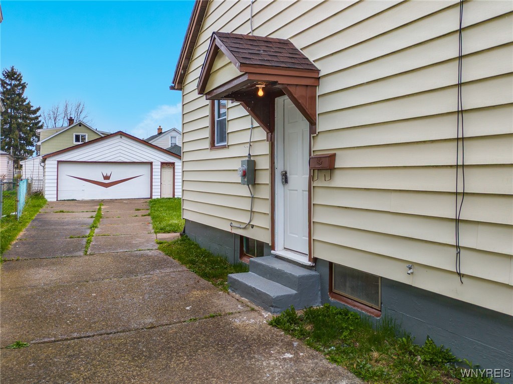 94 Ridge Park Avenue, Cheektowaga, New York image 8