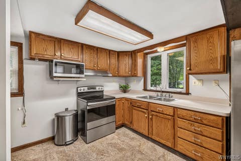Tiny photo for 124 Heim Road, Amherst, NY 14221 (MLS # B1701822)