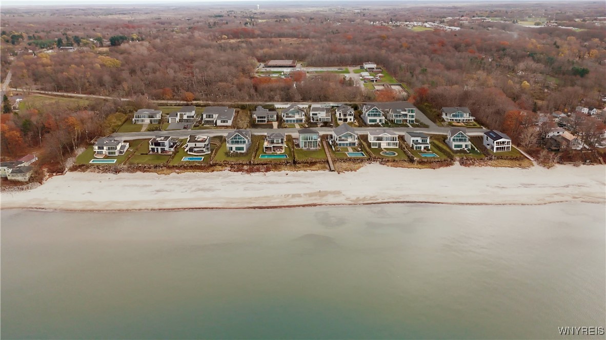 8462 Lake Shore Road
