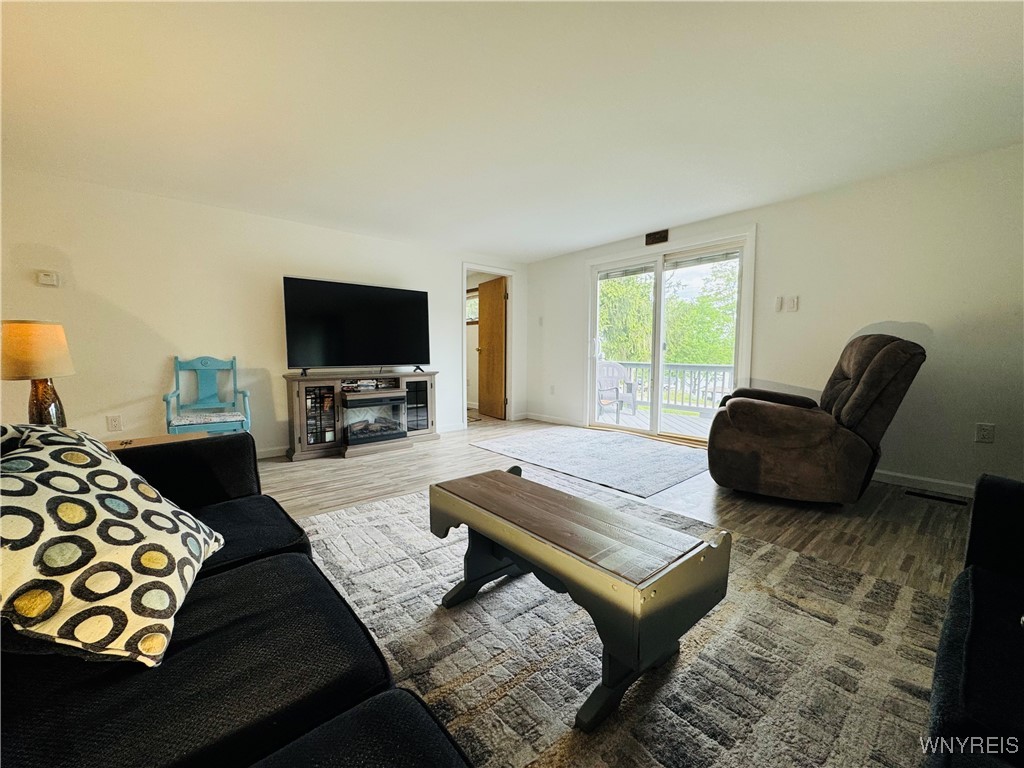 8175 Lakeshore Drive, Rushford, New York image 8