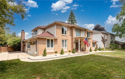 Tiny photo for 154 Chasewood Lane, Amherst, NY 14051 (MLS # B1702361)