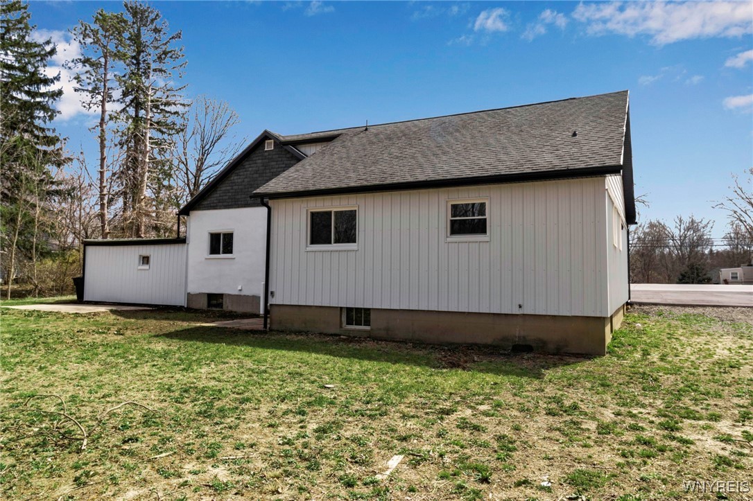 12482 Broadway Street, Alden, New York image 42