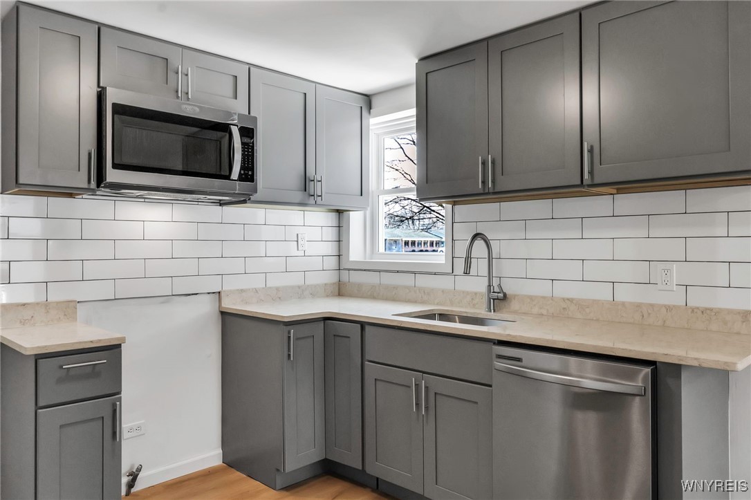 12482 Broadway Street, Alden, New York image 6