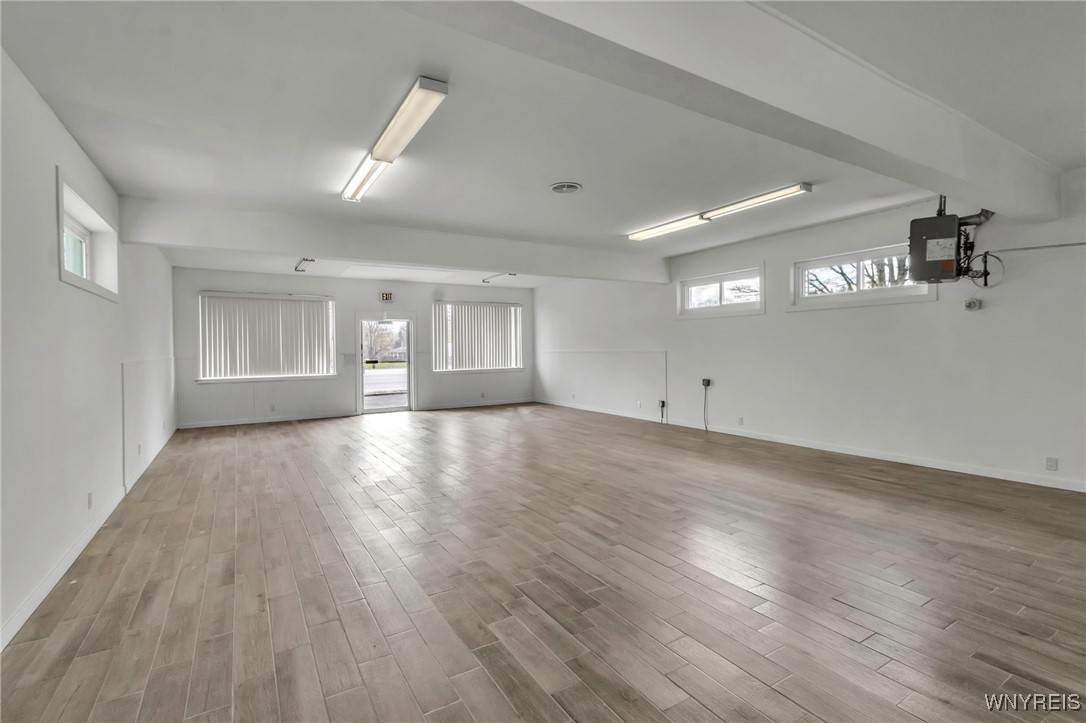 12482 Broadway Street, Alden, New York image 30