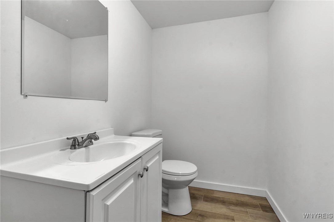 12482 Broadway Street, Alden, New York image 31