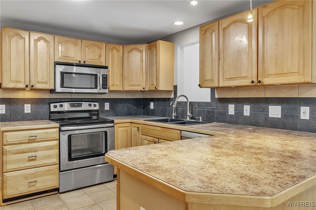 21 Keats Avenue, Tonawanda, New York image 9
