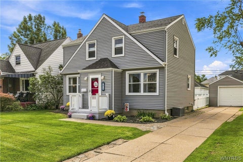 Homes For Sale - 415 Knowlton Avenue<br/> Tonawanda, NY 14217