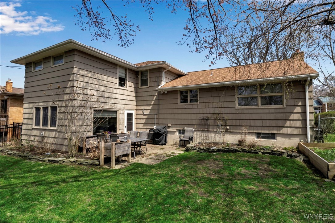 203 High Park Boulevard, Amherst, New York image 3