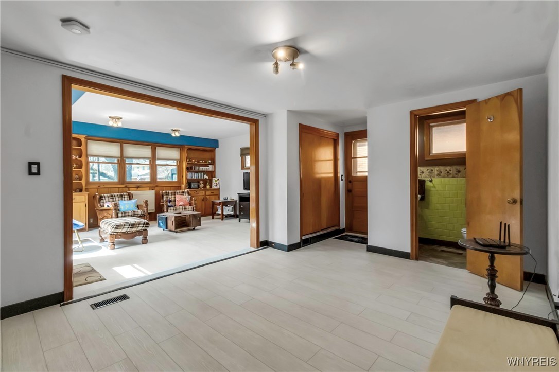 203 High Park Boulevard, Amherst, New York image 27