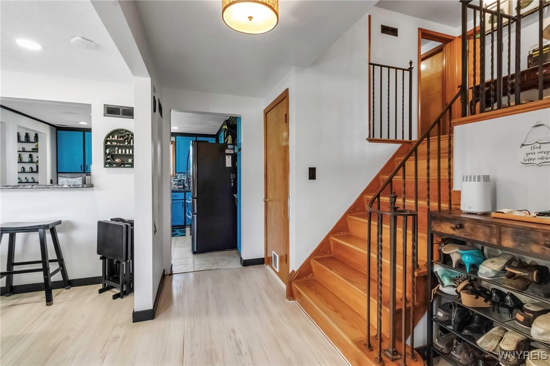 203 High Park Boulevard, Amherst, New York image 8
