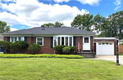 Homes For Sale - 151 Lafayette Boulevard<br/> Amherst, NY 14221