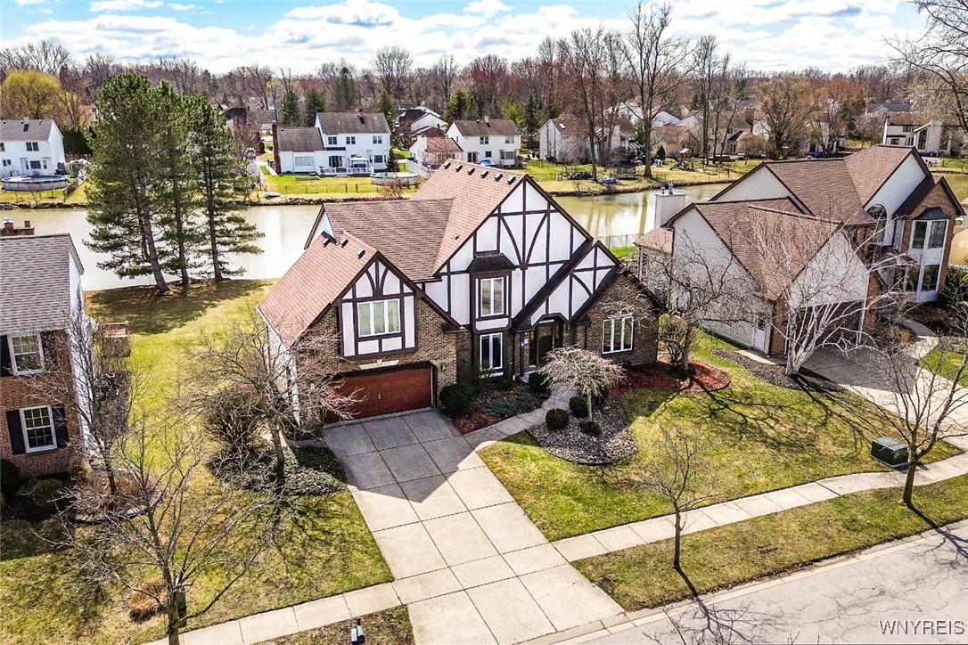 61 King Anthony Way, Amherst, New York image 4