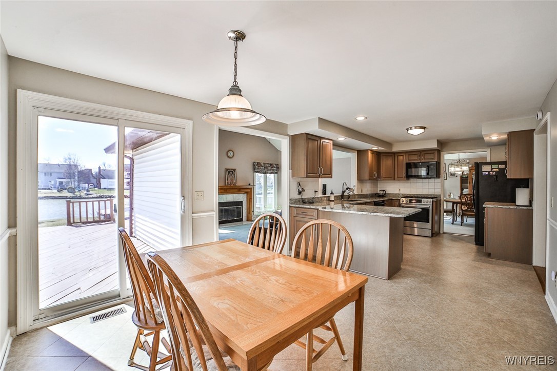61 King Anthony Way, Amherst, New York image 19