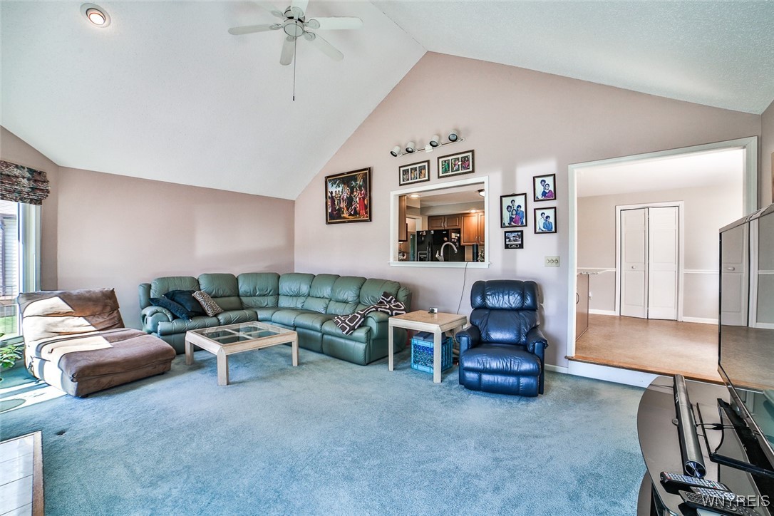 61 King Anthony Way, Amherst, New York image 22