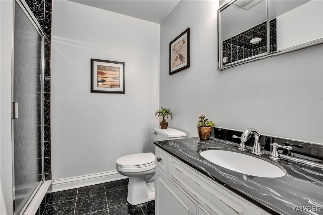 165 Fox Meadow Lane, Orchard Park, New York image 26