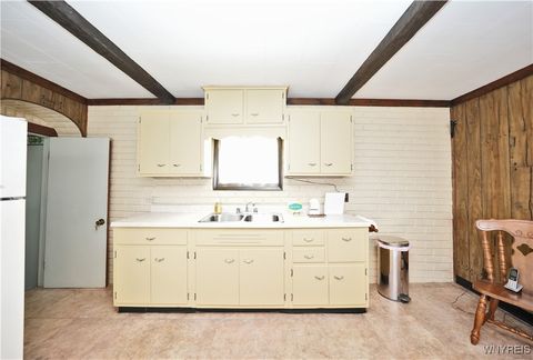 Tiny photo for 236 Weimar Street, Buffalo, NY 14206 (MLS # B1655615)