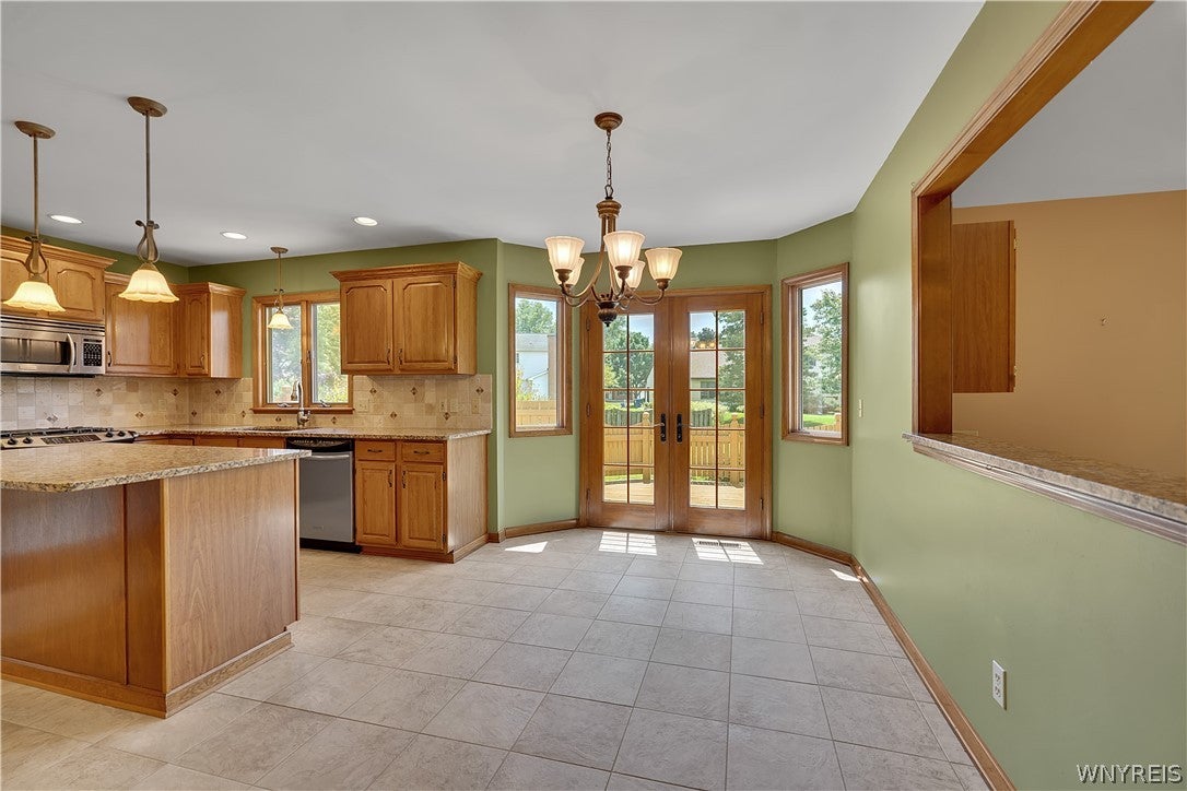 135 Hunt Club Circle