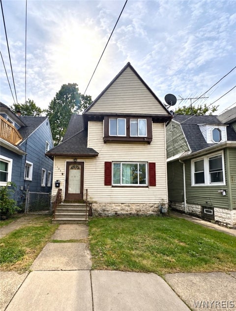 Homes For Sale - 103 Mayer Avenue<br/> Buffalo, NY 14207