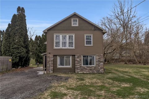 18 Russell Street Lockport NY 14094