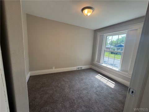 Tiny photo for 2722 Monroe Avenue, Niagara Falls, NY 14303 (MLS # B1702171)
