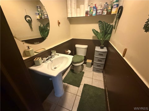 Tiny photo for 2722 Monroe Avenue, Niagara Falls, NY 14303 (MLS # B1702171)