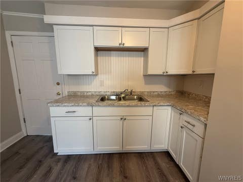 Tiny photo for 2722 Monroe Avenue, Niagara Falls, NY 14303 (MLS # B1702171)