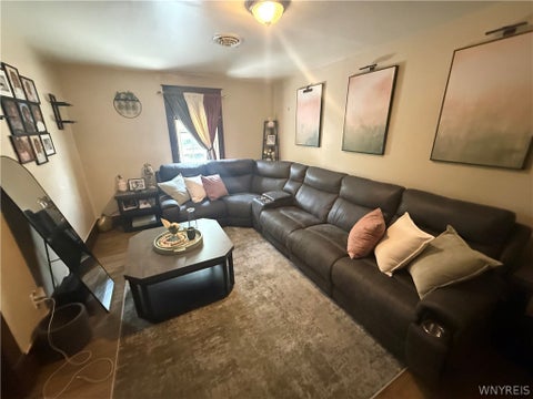 Tiny photo for 2722 Monroe Avenue, Niagara Falls, NY 14303 (MLS # B1702171)