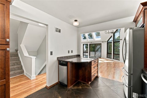 Tiny photo for 10 Harbour Pointe Cmn, Buffalo, NY 14202 (MLS # B1715148)
