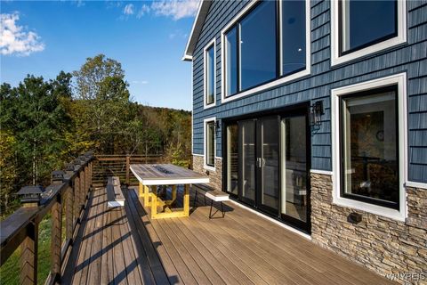 Tiny photo for 5745 Bonn Way Way E, Great Valley, NY 14741 (MLS # B1660756)