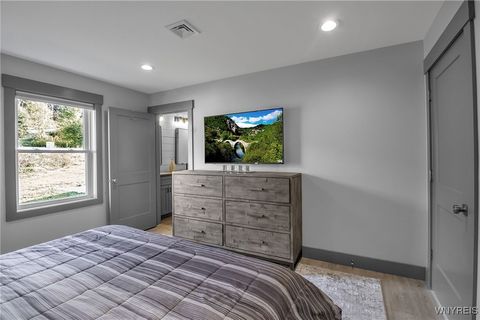 Tiny photo for 5745 Bonn Way Way E, Great Valley, NY 14741 (MLS # B1660756)