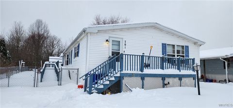 701 Gardenwood Drive Lockport NY 14094