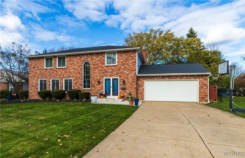 Photo of 116 The Paddock, Amherst, NY 14221 (MLS # B1648983)