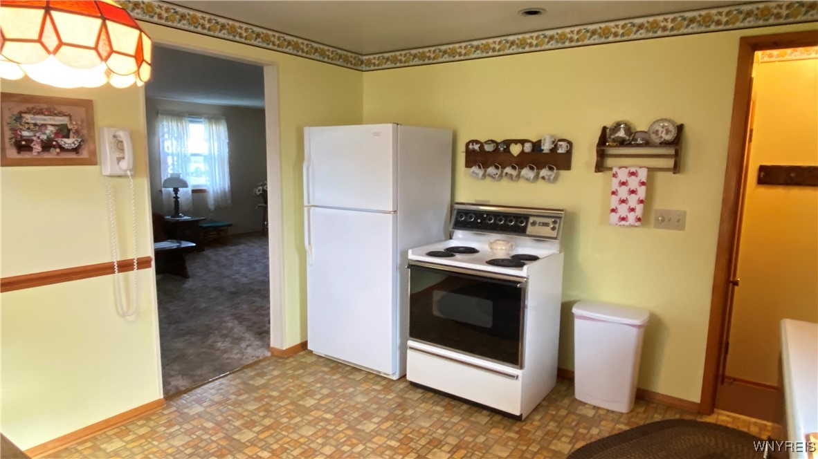 3911 Brian Court, Hamburg, New York image 4