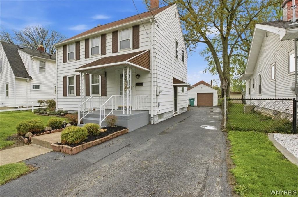 Photo of 908 91st Street, Niagara Falls, NY 14304 (MLS # B1677343)