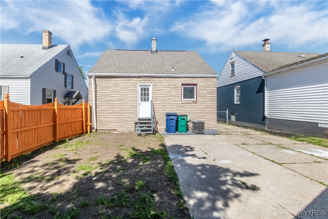 299 Fenton Street, Buffalo, New York image 36