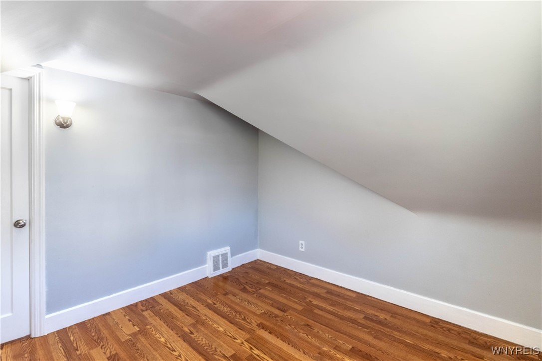 299 Fenton Street, Buffalo, New York image 23