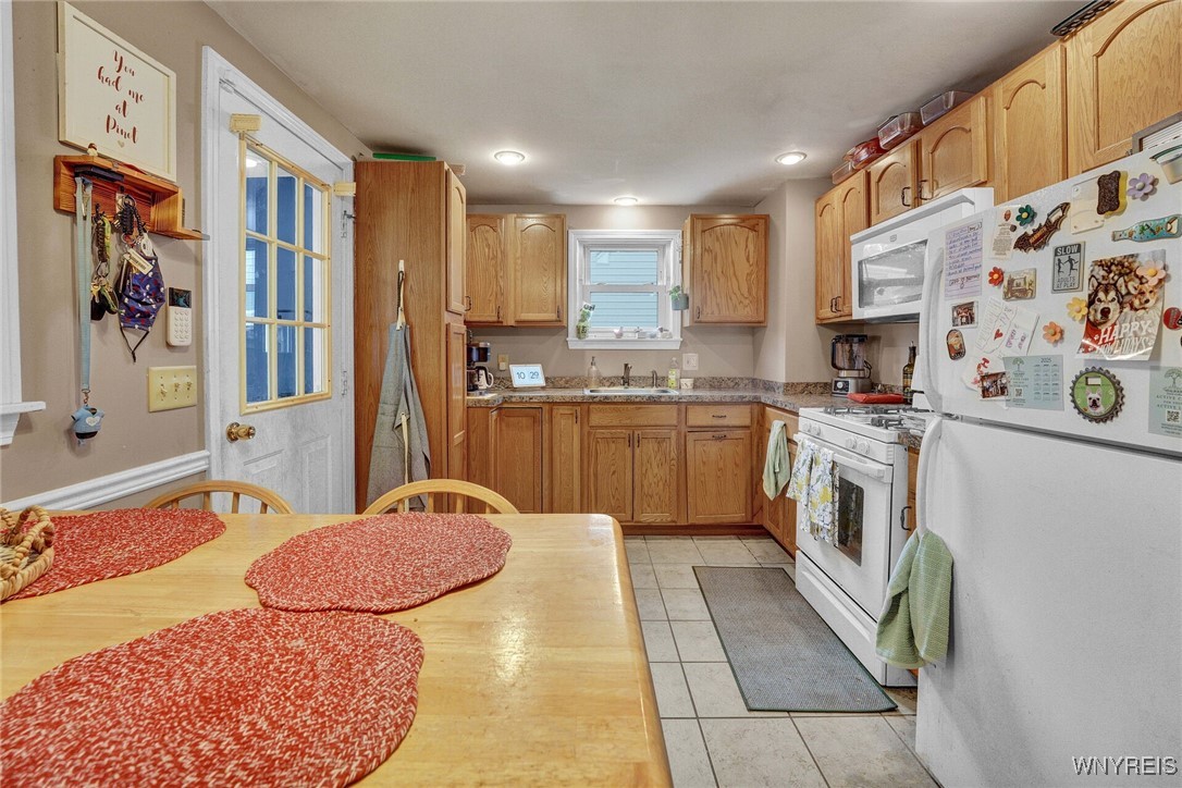 102 Princeton Court, Cheektowaga, New York image 9
