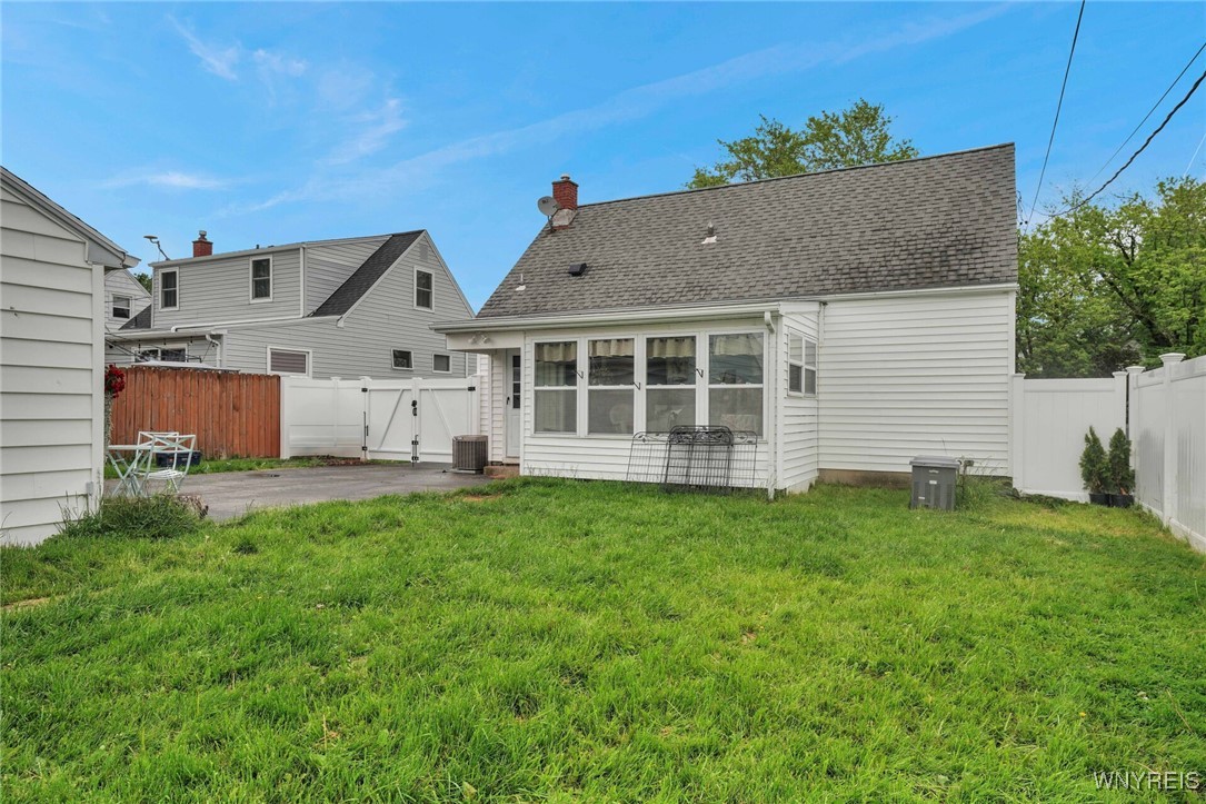 102 Princeton Court, Cheektowaga, New York image 5