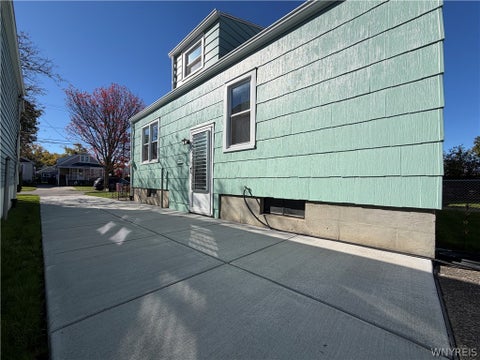 Tiny photo for 104 Cushing Place, Buffalo, NY 14220 (MLS # B1724234)